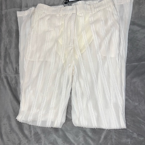 Pretty little thing two piece set Brand New !! - Picture 7 of 10